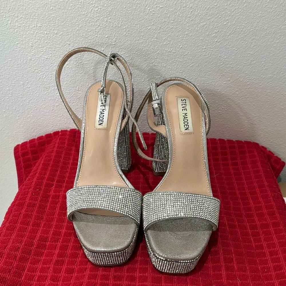 Steve Madden Lessa Rhinestone Platform Bling Block Heels 8.5
